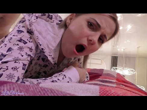 ❤️ Сексуалдуу апа карлыгач жана прегистайл секс - кончуг жакын ☑ Порно видео боюнча бизде ❌️